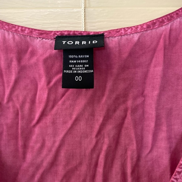 Summer Blouse by Torrid - Picture 4 of 4